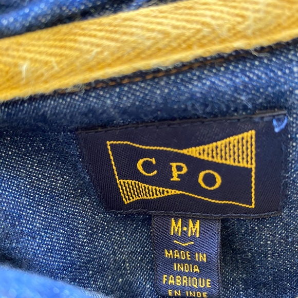 UO Denim Button Down - Excellent/Like New - Picture 2 of 2